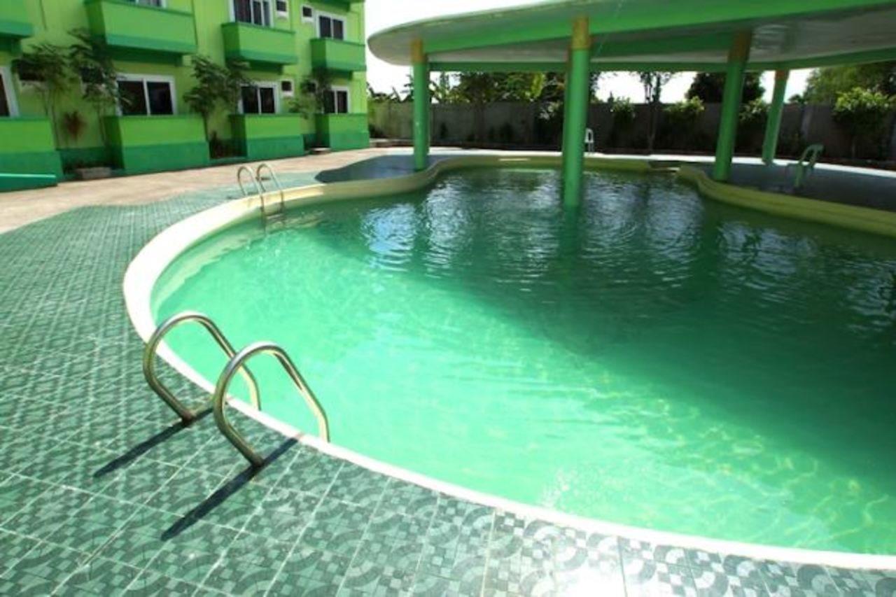 Green One Hotel Isla de Mactán Exterior foto