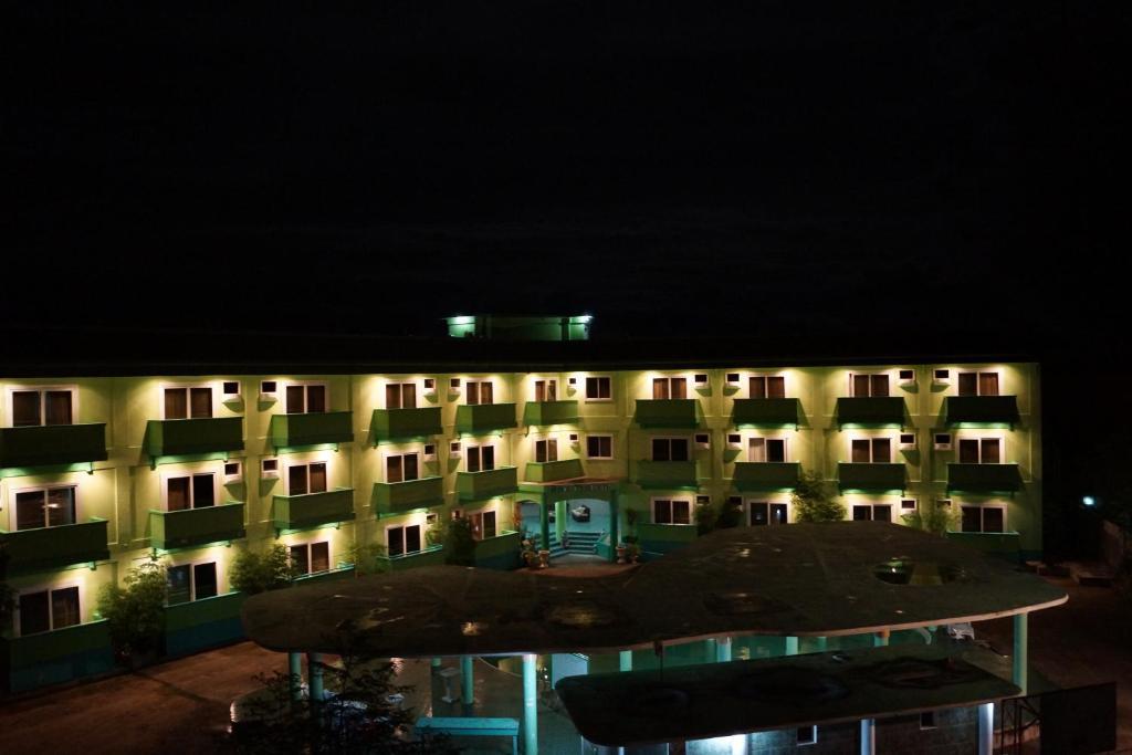 Green One Hotel Isla de Mactán Exterior foto